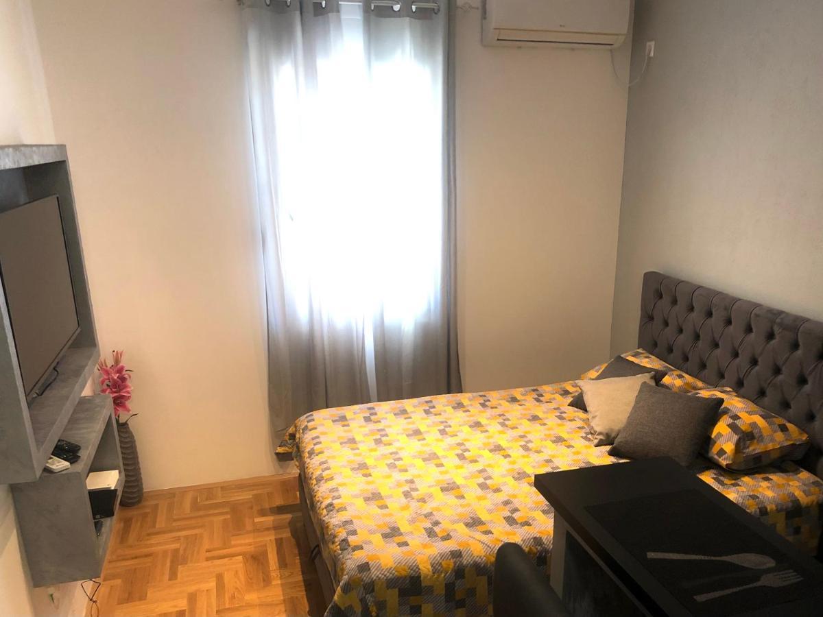 Matea Lägenhet Tivat Exteriör bild