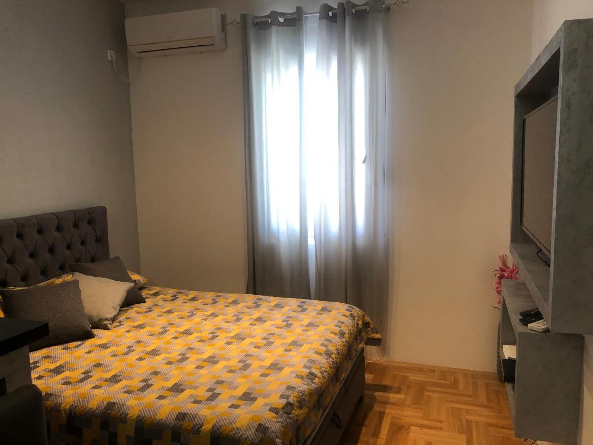 Matea Lägenhet Tivat Exteriör bild